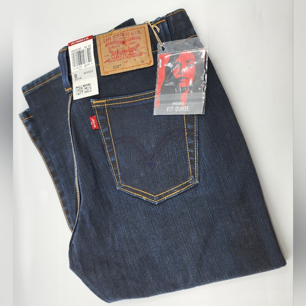 Vintage Levi's Nouveau Downtowner Boot Cut Stretch 525 Jeans